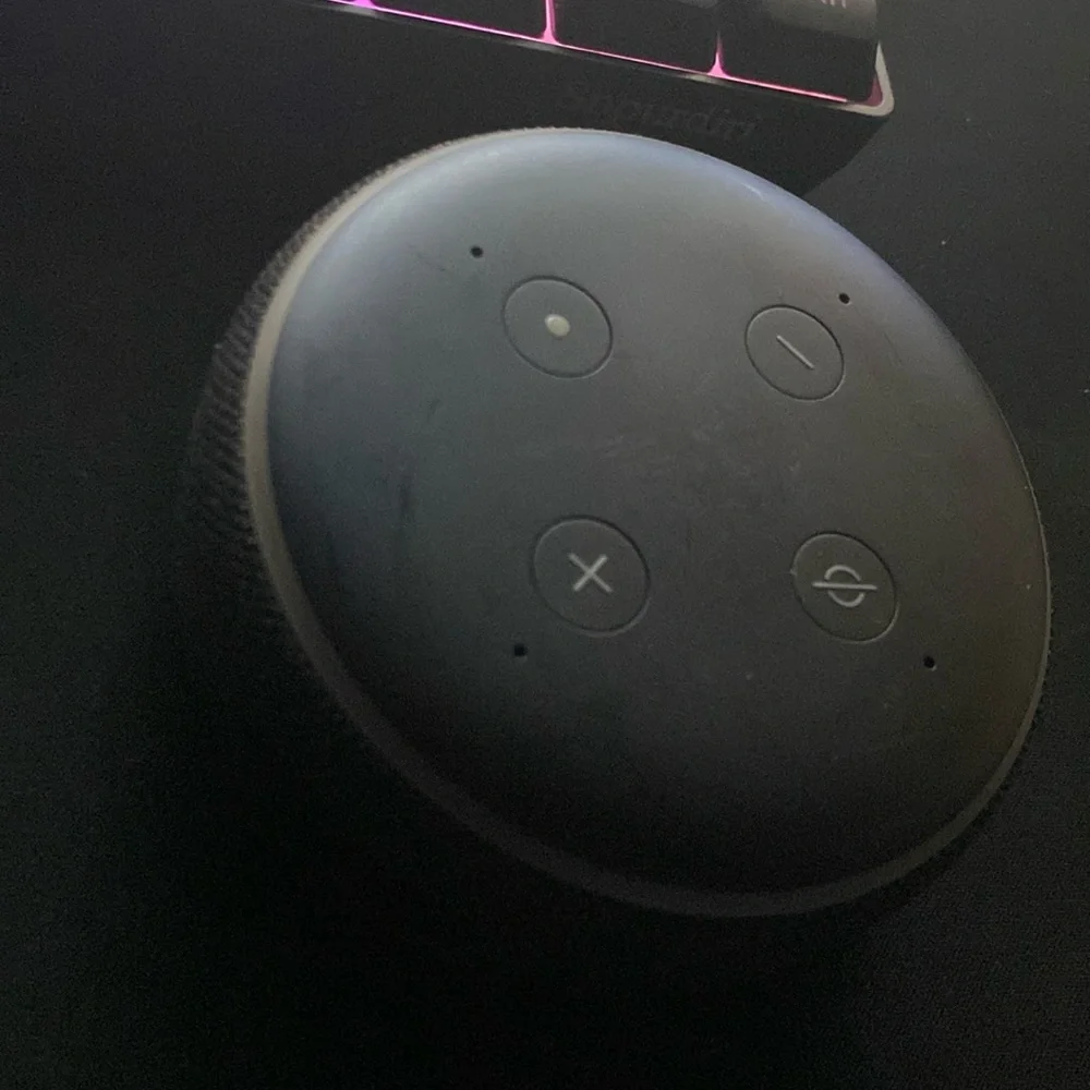 Amazon echo - Picture 1 of 1